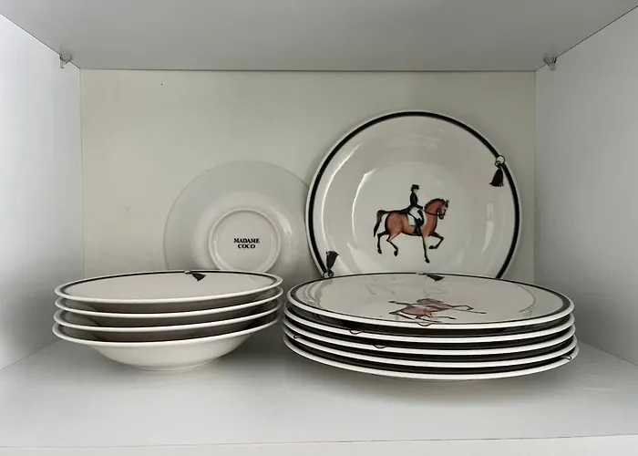 Mia Concept , Family